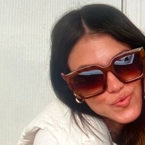 Meet your Posher, Circa Now